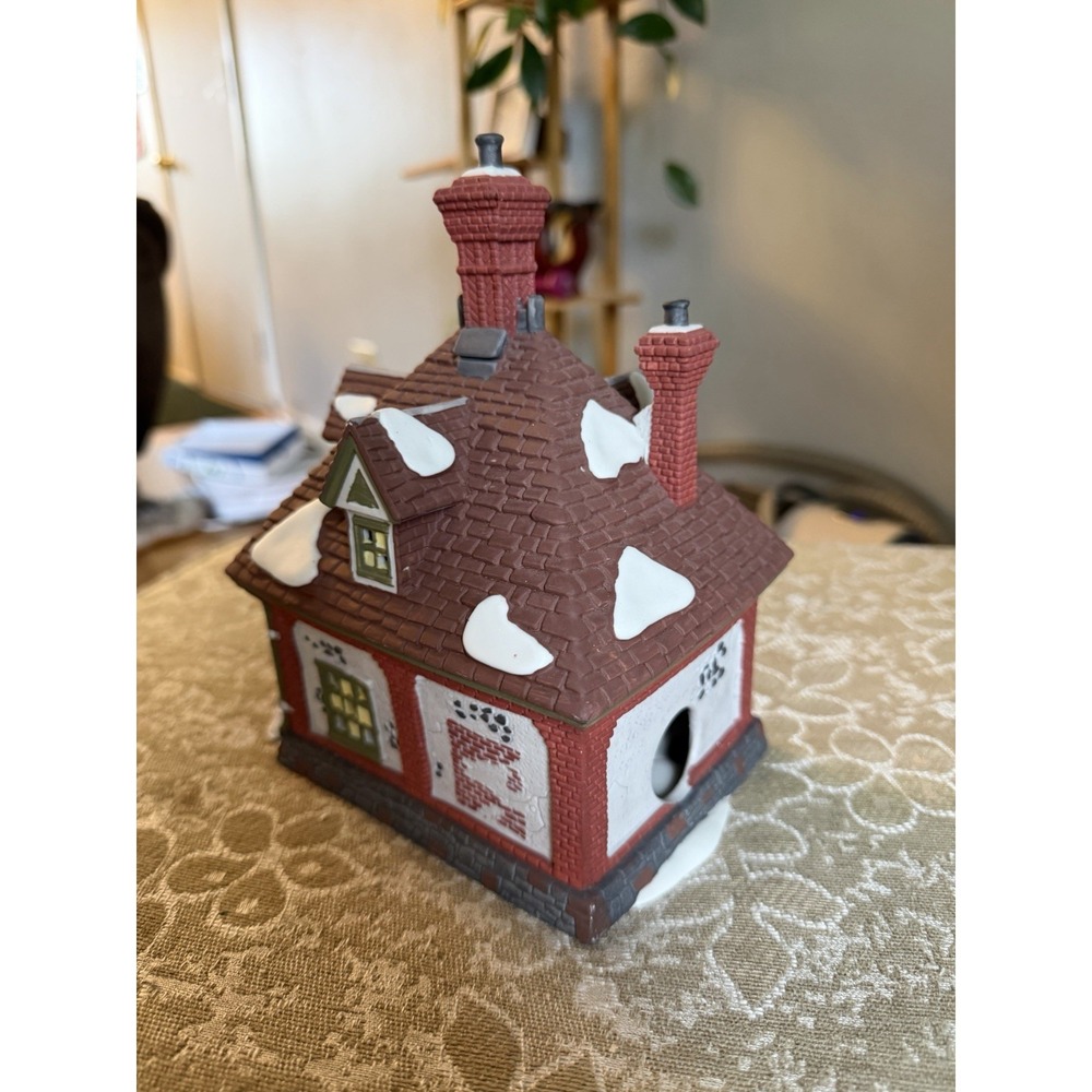 Dept 56 Dickens Village Wm Wheat Cakes & Puddings 5808-4 Retired w Box - Picture 4 of 8
